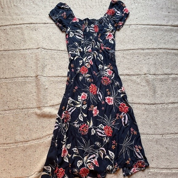 Roxy navy blue short sleeve floral dress - Picture 1 of 7